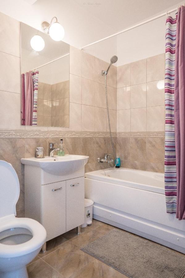 Feels Like Home Apartment M S Apartments بوخارست المظهر الخارجي الصورة
